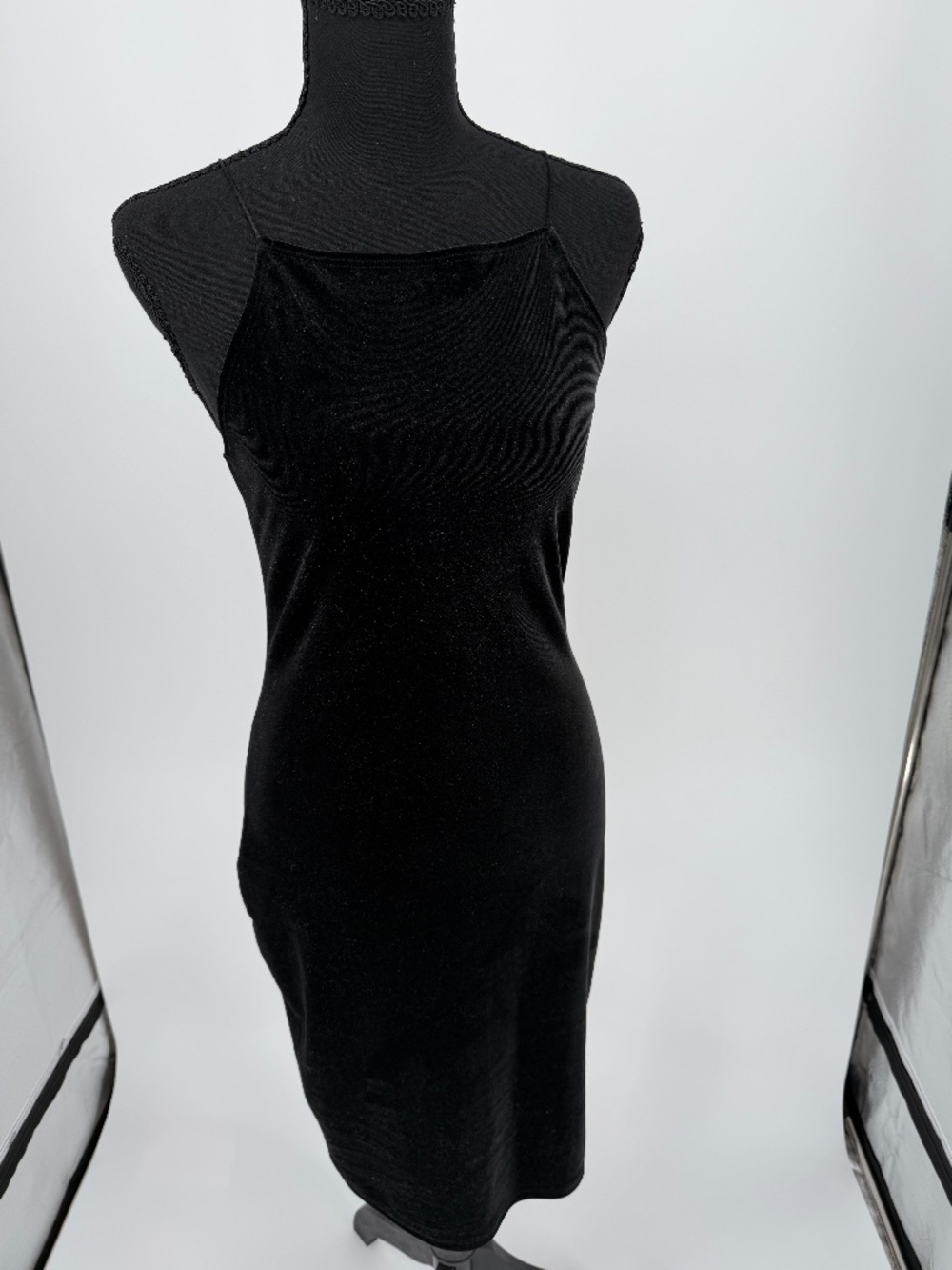 Forever 21‎ Black Velvet Slip Midi Dress | Square Neck Bodycon Medium